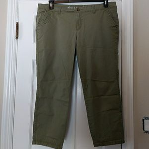 Old Navy crop pants